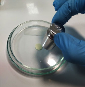 پر کننده کانال ریشه دندان چیست؟ m/پر کننده کانال ریشه دندان چیست؟